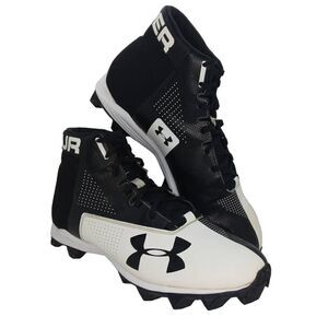 Under Armour Renegade Men's Pre-owned Black/White Football Cleats - sz. 13